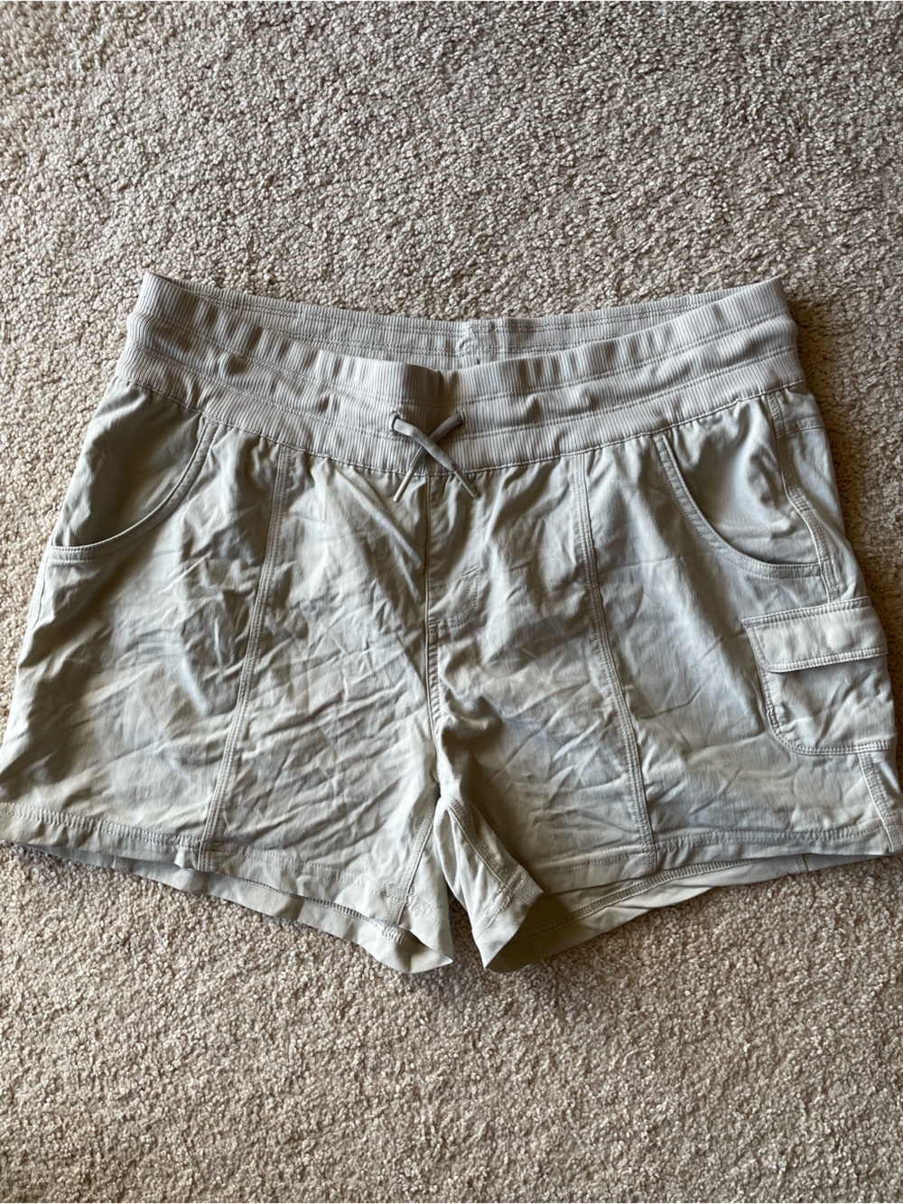 The North Face Drawstring Athletic Hiking Shorts Beige Women Large Outdoors